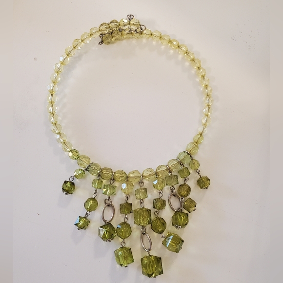 Vintage lucite faceted peridot green choker bib statement necklace 80's 90's euc - Picture 3 of 16